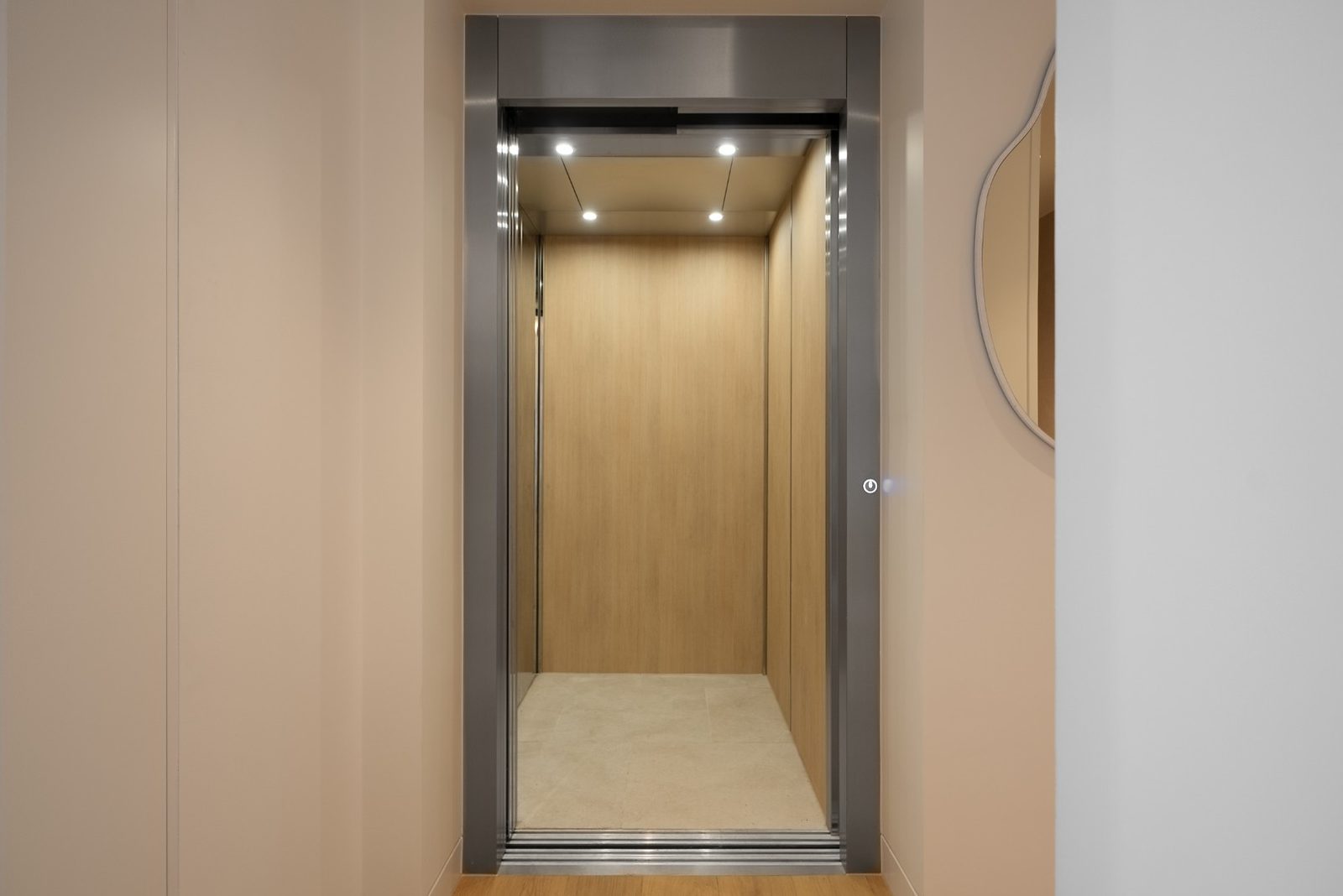 Private internal lift
