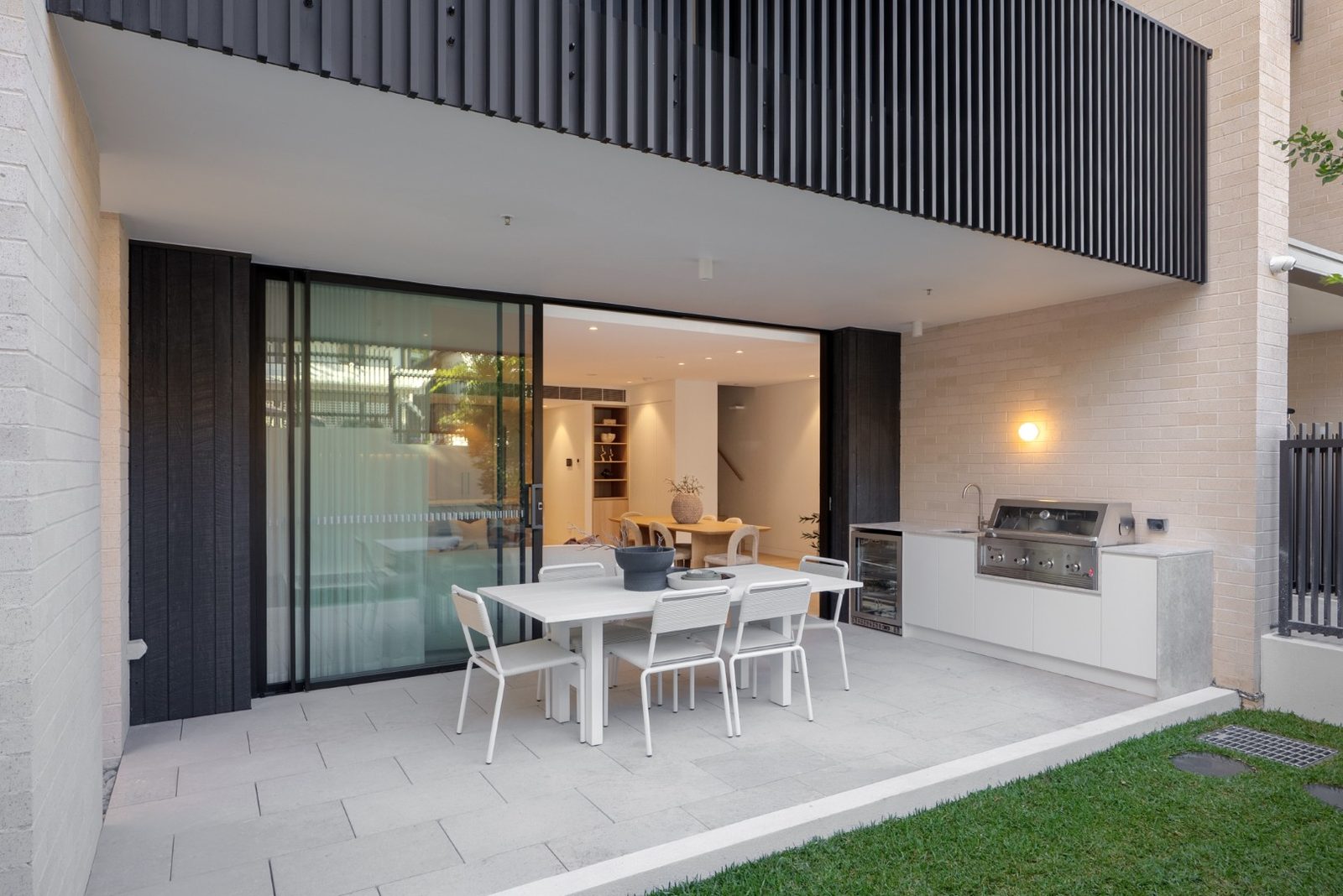 Terrace dining with barbecue